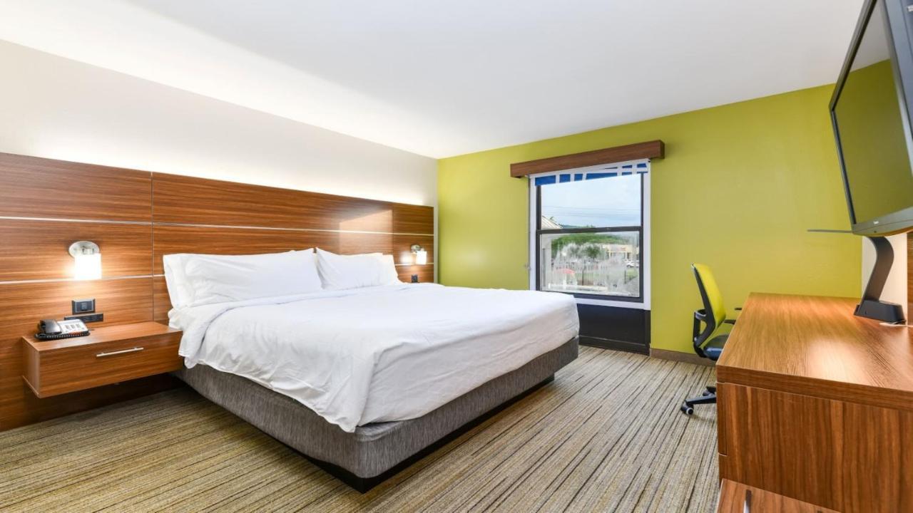 Holiday Inn Express Hotel & Suites Pigeon Forge By Ihg Екстер'єр фото