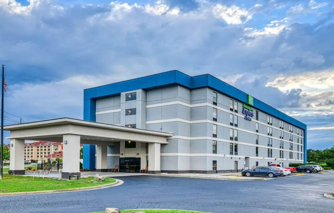 Holiday Inn Express Hotel & Suites Pigeon Forge By Ihg Екстер'єр фото